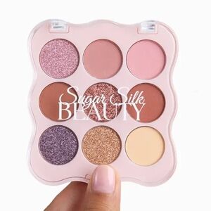 SUGARSILK Ethereal Eyes Palette